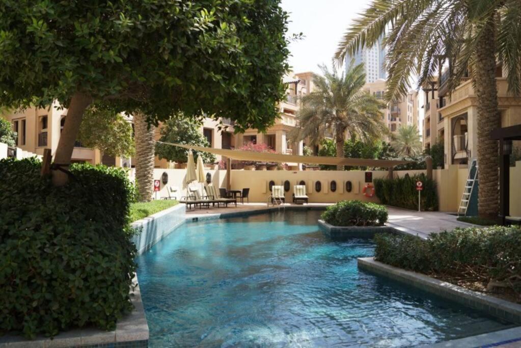 Brand New Furniture . Close To Dubai Mall. מראה חיצוני תמונה
